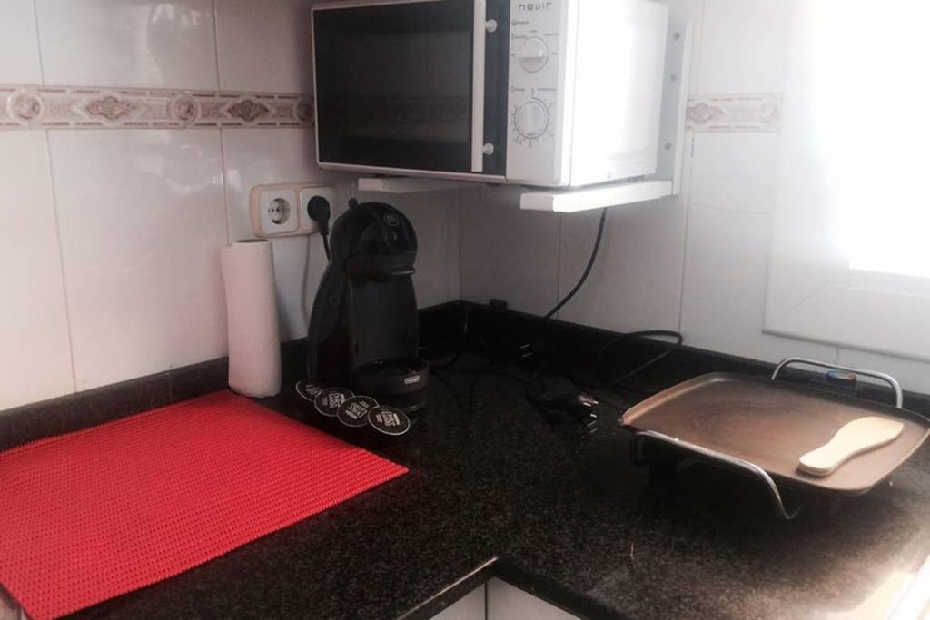 Apartamento Entre La Playa Y La Montana Calafell Bagian luar foto